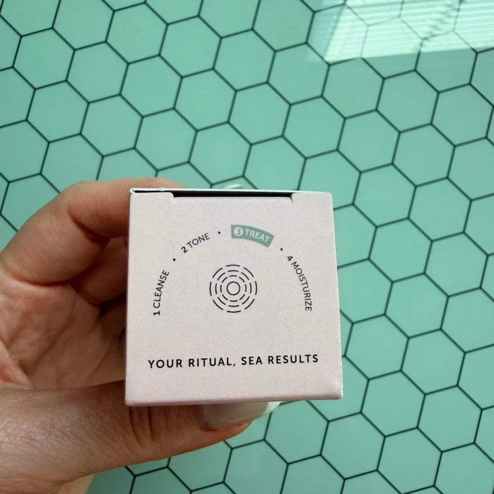 NIB Earth Harbor Obscura Night Repair Concentrate - Picture 3 of 3